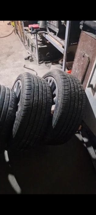 Продается диски с резиной