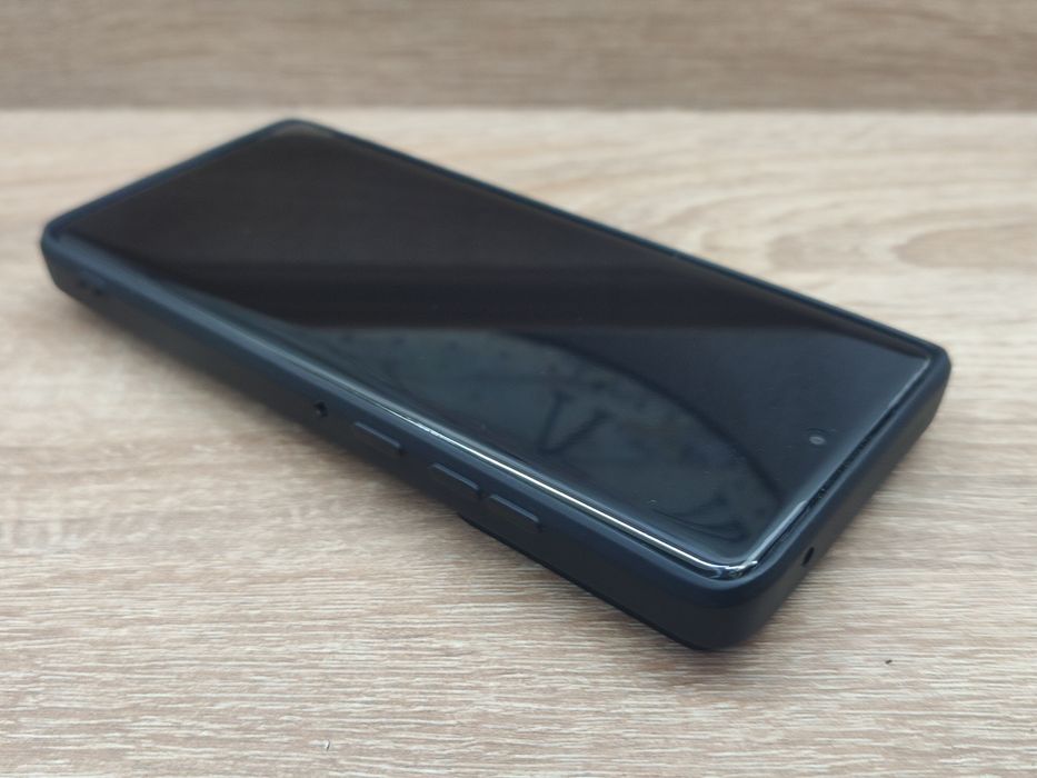 Motorola Edge 60 Fusion 256GB 12GB RAM (8+4 Gb ) IMPECABIL