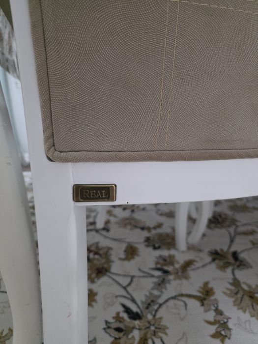Продам стол, стулья