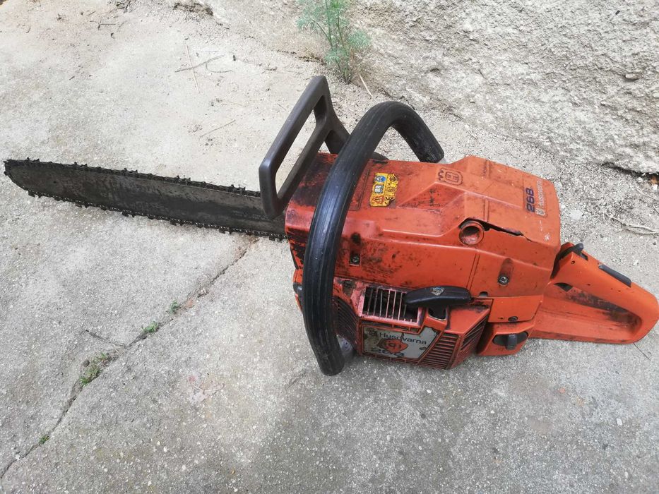 Husqvarna 268 - Шведска резачка моторен трион