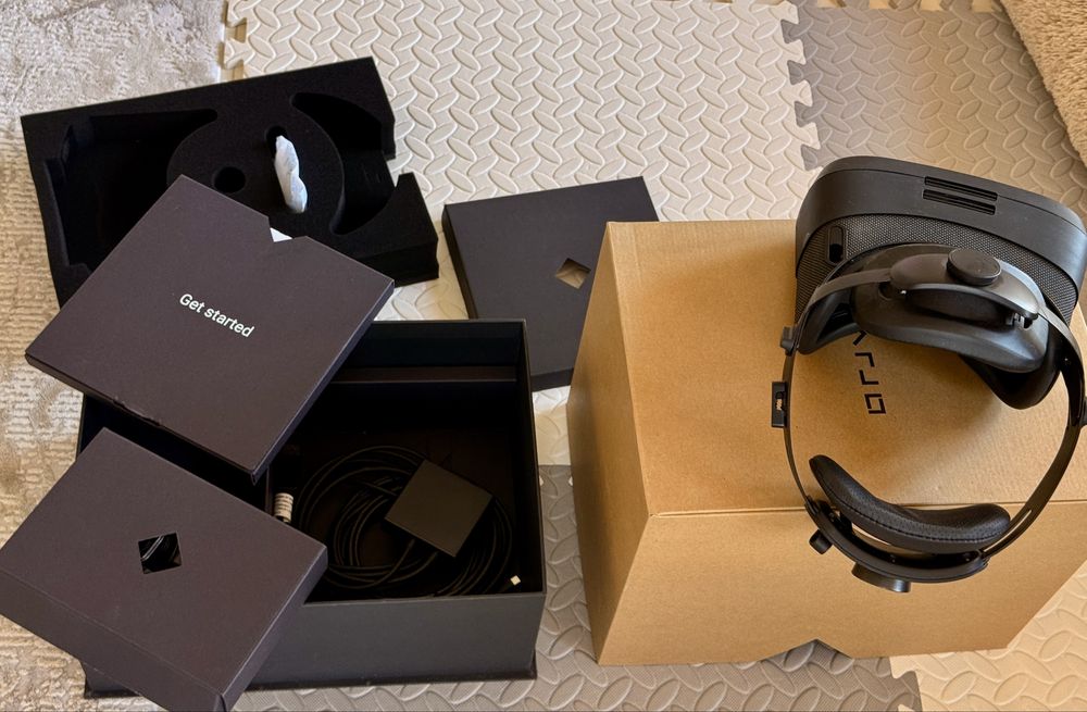 VR очила Varjo Aero