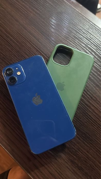 Iphone 12 mini blue