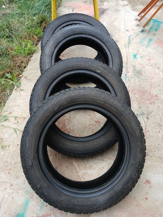 Set 4 anvelope de iarna Debica Frigo 2 155/65 R14
