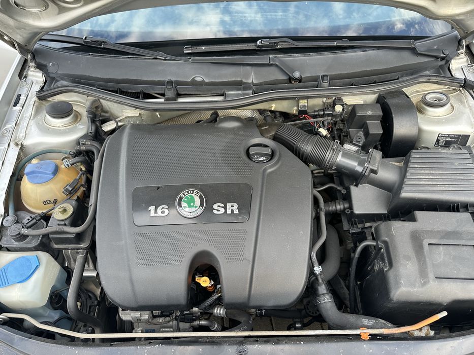 Skoda octavia 1.6 SR benzina