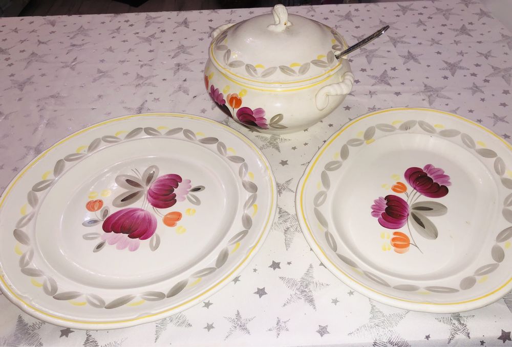 Продается набор посуды