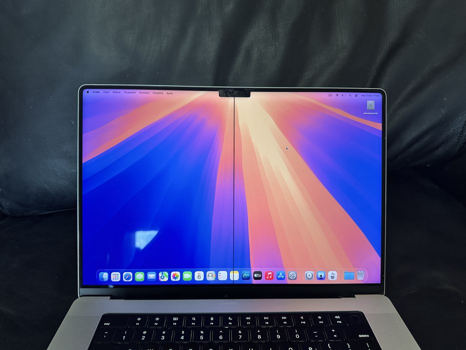 Macbook Pro M1 16” 16 Gb RAM 500 SSD