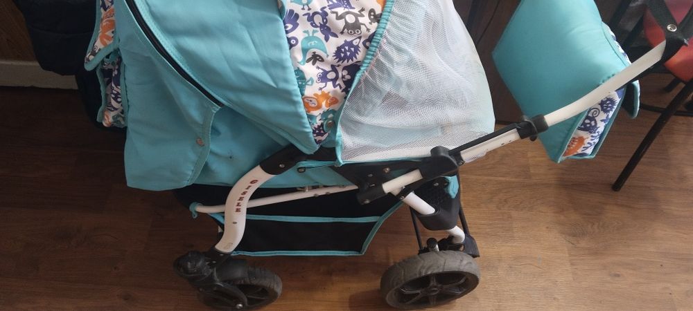 Продам детскую коляску трансформер