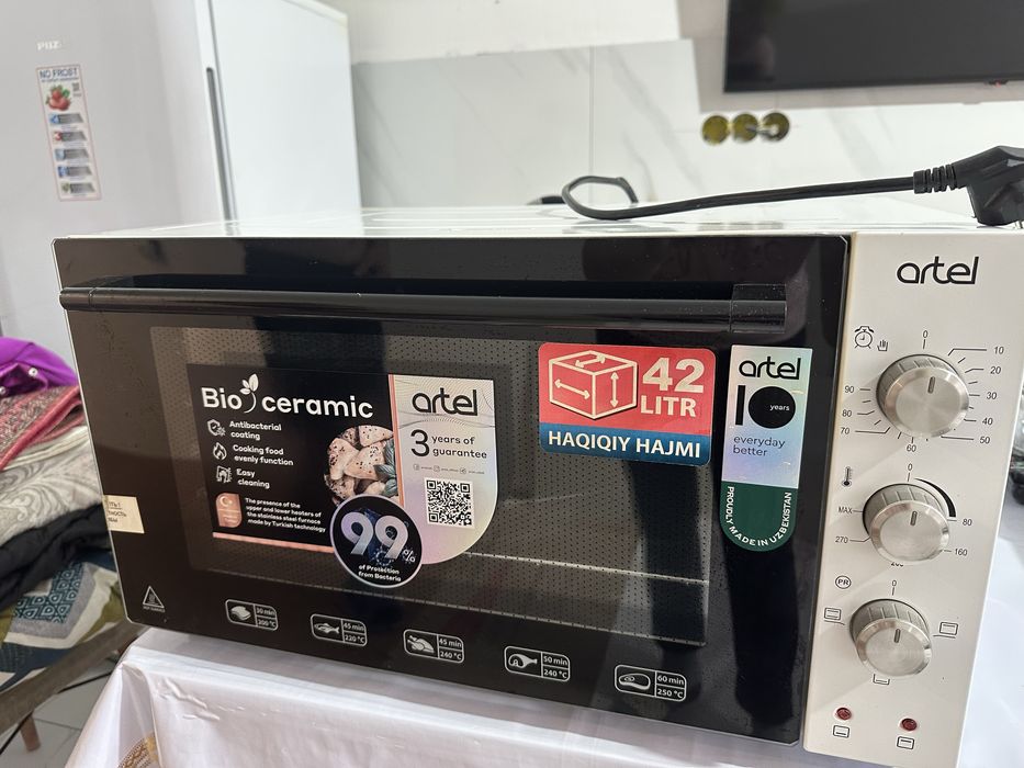 Продам духовую электрическую печь б/у