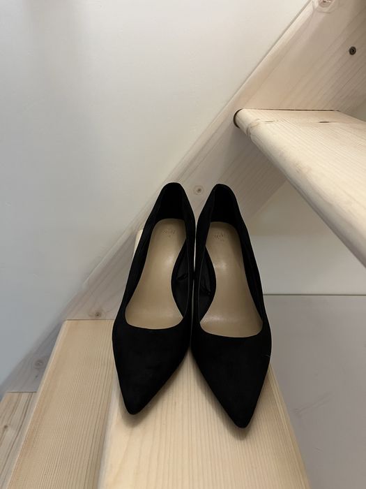 ниски, черни чокчета, H&M, 30 лева