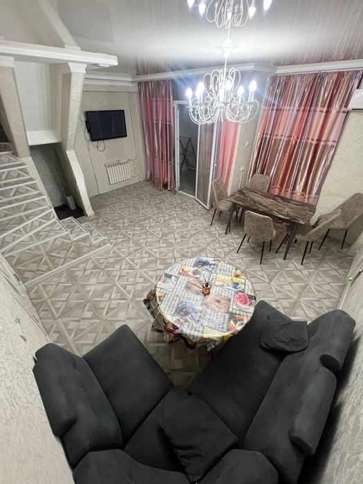 Двухярусная квартира с евро ремонтом. Якасарайский р-н ул бабура