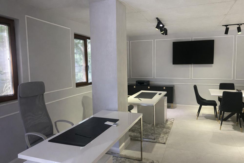 Дава се под наем Офис в Пловдив, Център - 75 кв.м за 612 € - Снимка #3