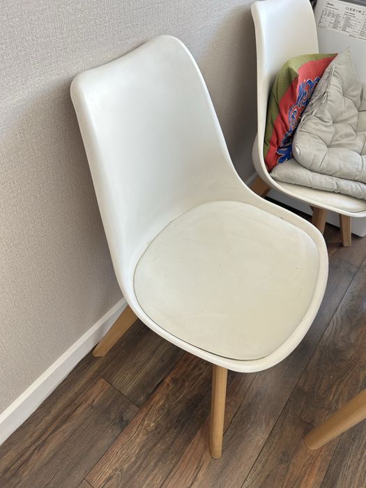 Продаю стулья для кухни