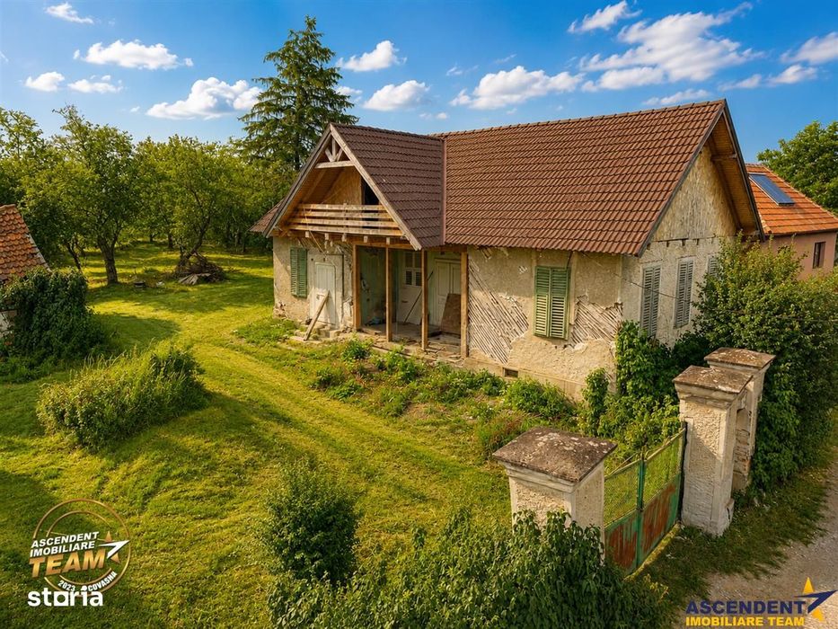 FILM! Casa personalizabila +2.700mp teren,pomi fructiferi,langa Sfantu
