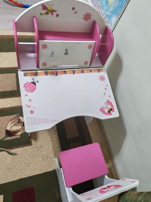 Парта детская для девочек