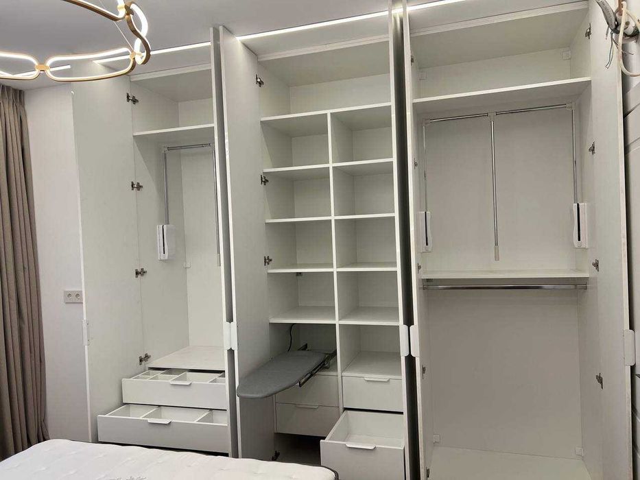 Мебел по поръчка София