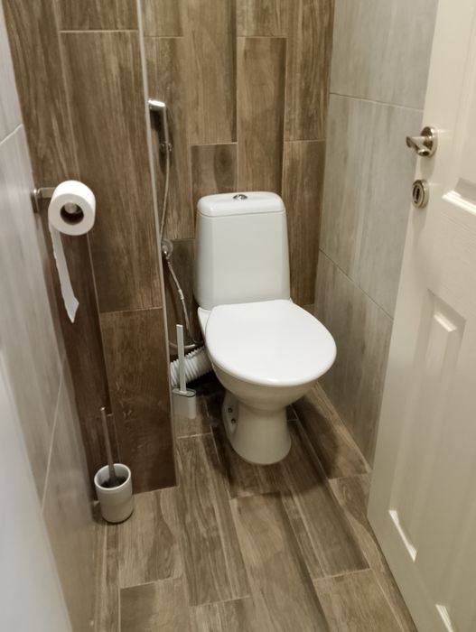 Дава се под наем Тристаен апартамент в Стара Загора, Център - 94 кв.м за 408 € - Снимка #6