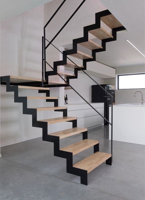 SCĂRI METALICE Interioare, Exterioare, Balustrade INOX , în toată Țara