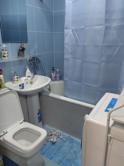 Продается своя однокомнатная переделанная в двух квартира. Башлык