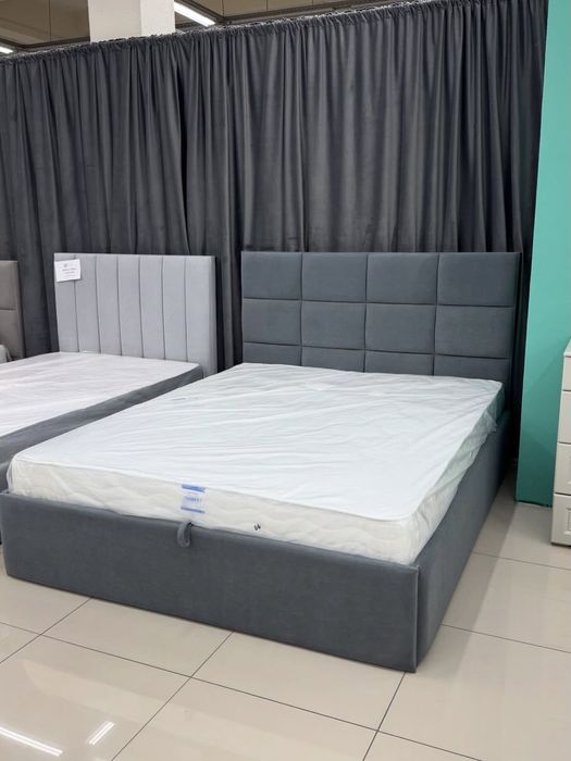 Кровать двухспальная