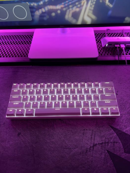 Tastatura mecanica PS5/PC - Royal Kludge RK61 (RGB)