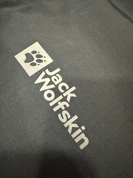 Яке Jack Wolfskin