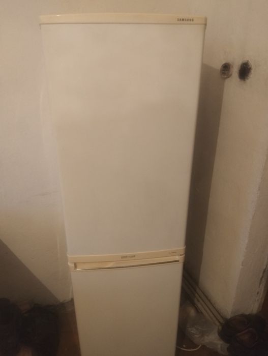 Холодильник Самсунг двухкамерный