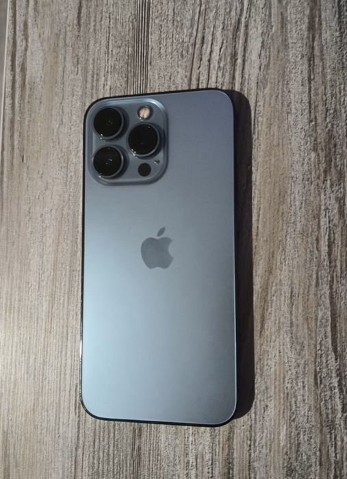 iPhone 13 pro max, В отлично състояние