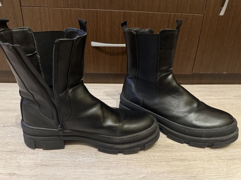 Дамски боти Rivera. Като нови!