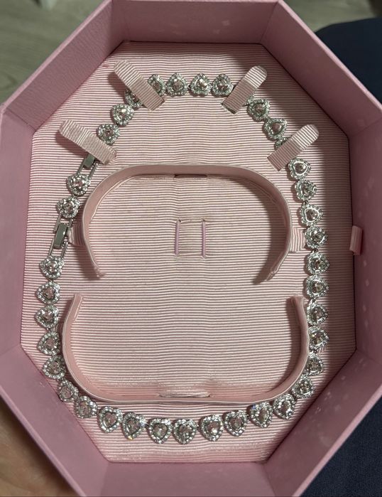 Set Swarovski x Ariana Grande