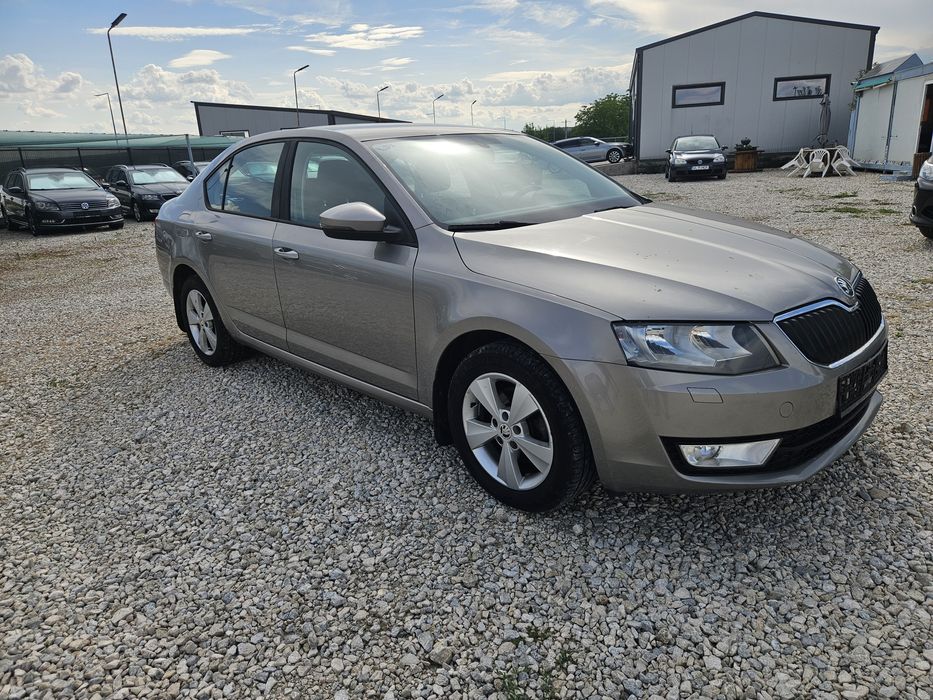 Škoda Octavia 3 Berlina ~ 2014, 1.6 Diesel/Navi/Sc incalzite/Klima X2/Jante aliaj/ RAR inclus + Nr rosii