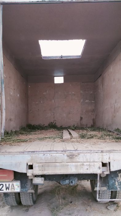 Gaz 53 moshina sotiladi xolati idiyal