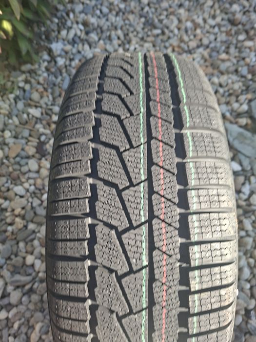 2 anvelope, iarna, NOI, Continental, 205 55 16 run-flat.