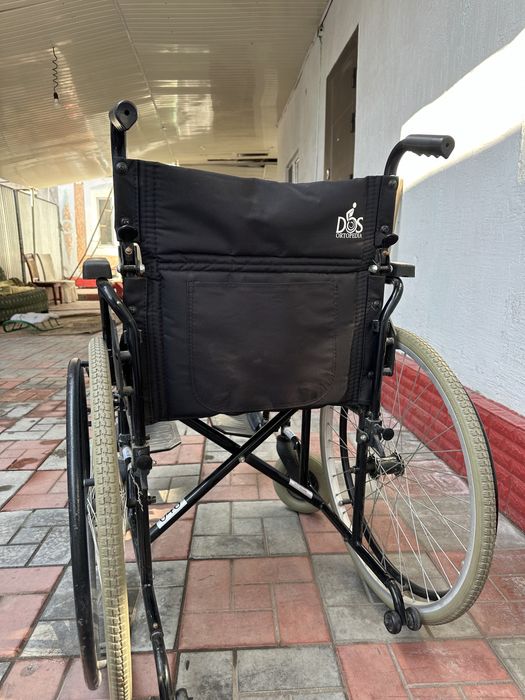 Инвалидная коляска