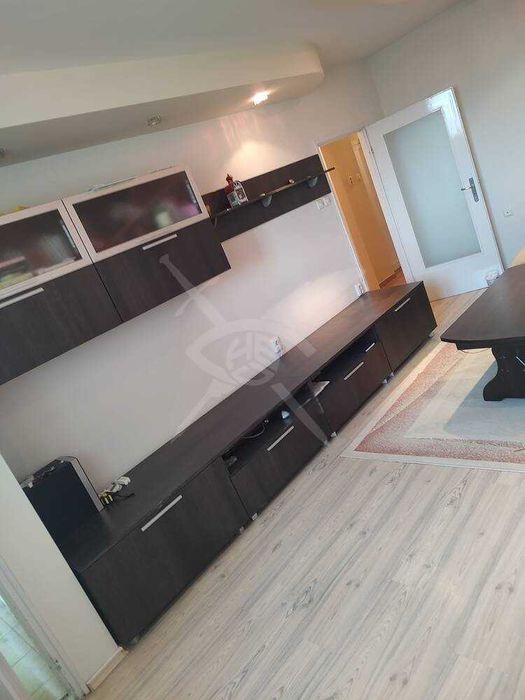 Дава се под наем Многостаен апартамент в Пловдив, Тракия - 97 кв.м за 598.23 € - Снимка #3