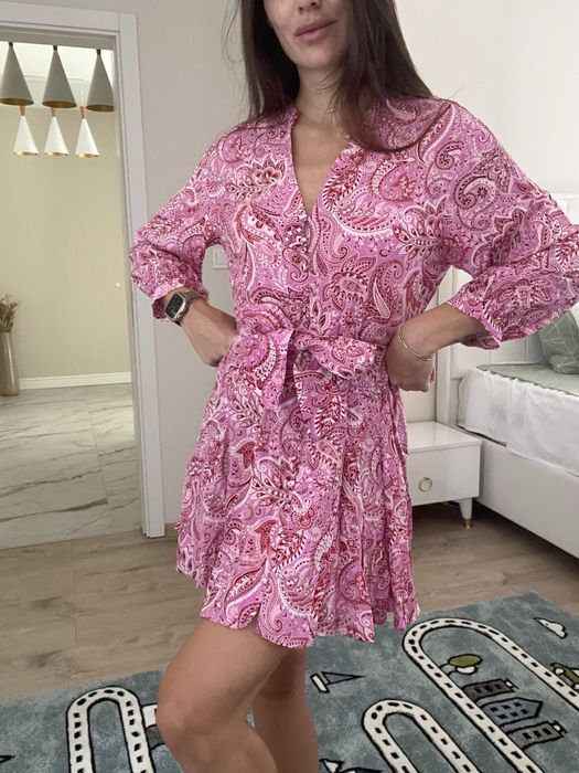 Нова къса рокля Zara