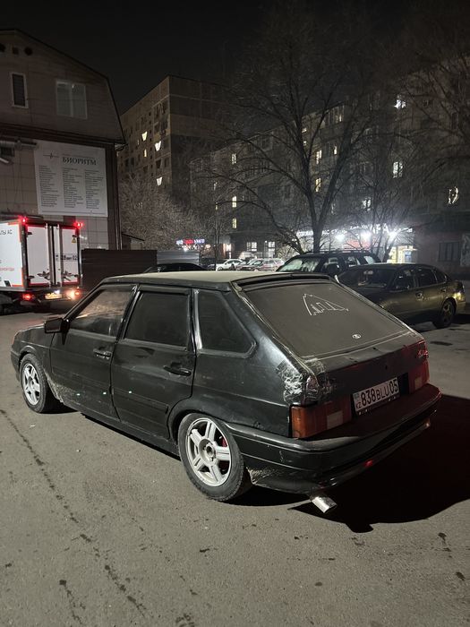 Продам машину Lada 2114