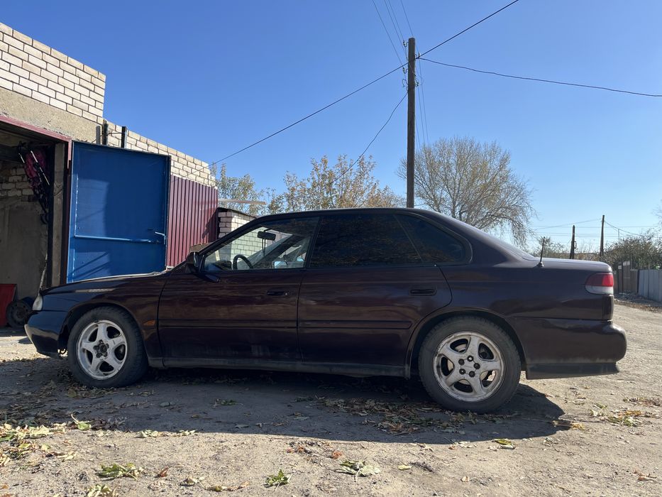 Продам Субару 1995г
