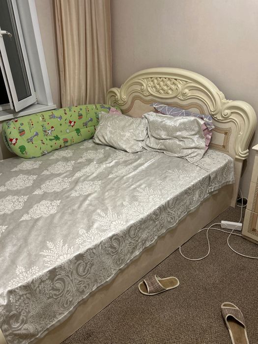 Спальная гарнитура