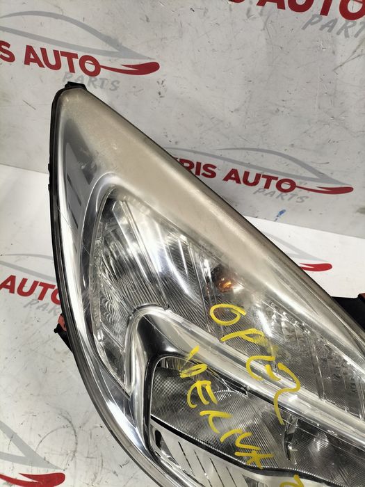 Десен фар Opel Meriva / Опел Мерива 2010г-2014г.