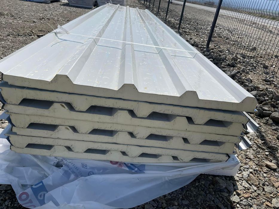 Panou sandwich STOC perete / acoperis