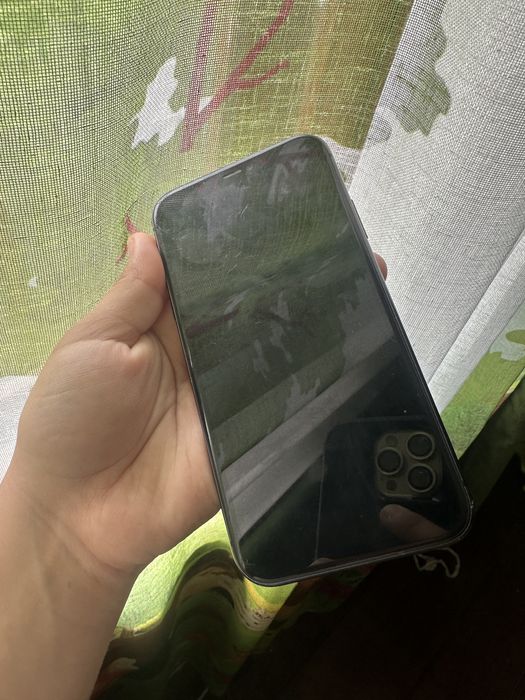 Iphone 11 capacitate 64 gb