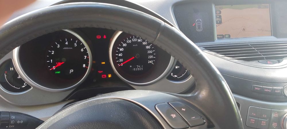 Субару Трибека В9