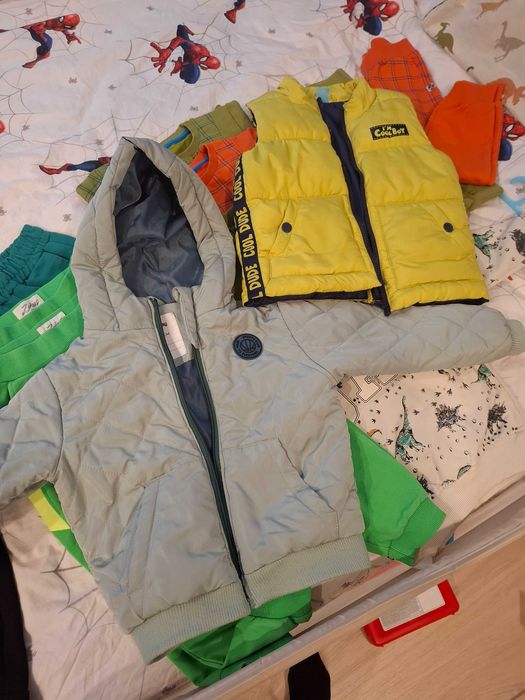 Лот за МОМЧЕ , 110 размер , супер запазени