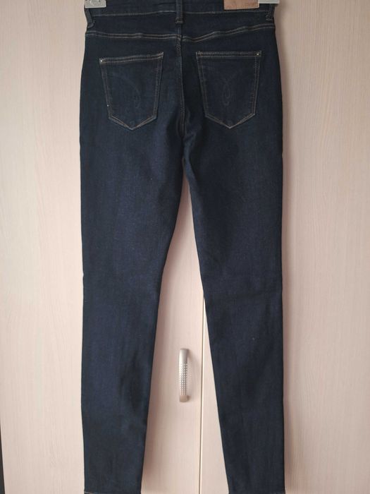 Тъмно сини дънки Esprit