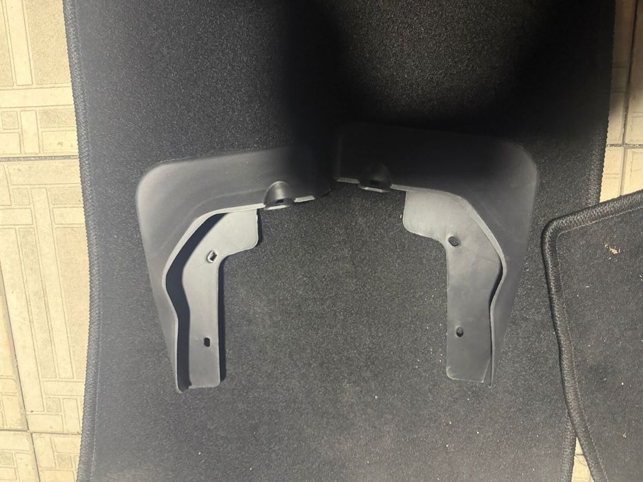 Брызговики на камри 50