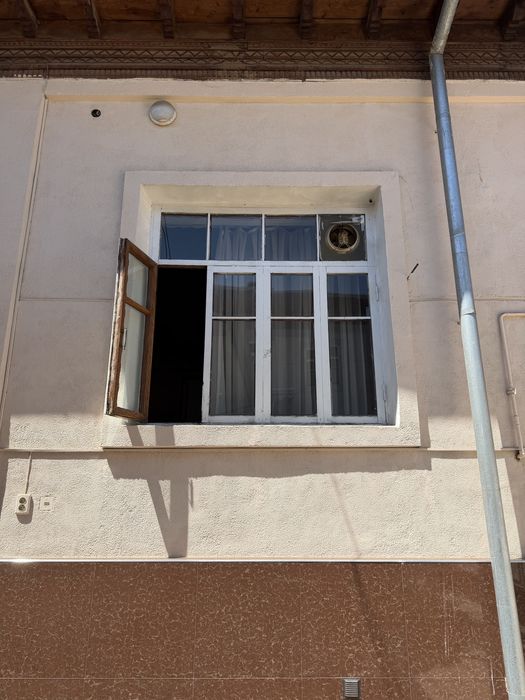 отдам бесплатно даром доски  рамы двери в идеальном состоянии