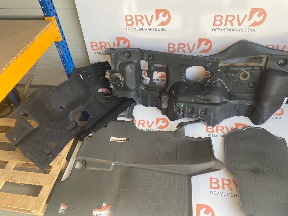 Pres fata 3 locuri pentru Volkswagen Crafer  2019 an fabricatie  Euro