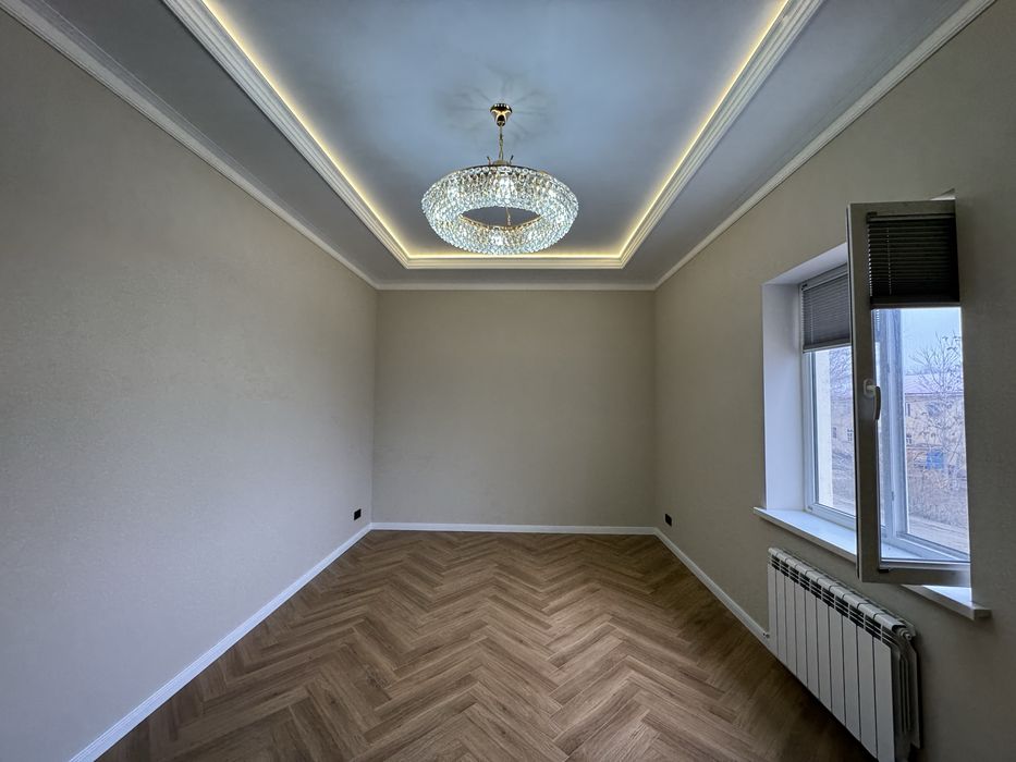 Urganch sh Evro remont 2 xonali kvartira sotiladi