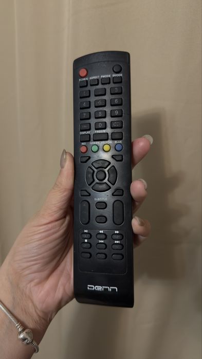 Телевизор DENN LE43DE87SF