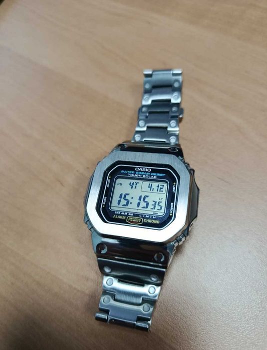 Casio G-5600E, G-shock.